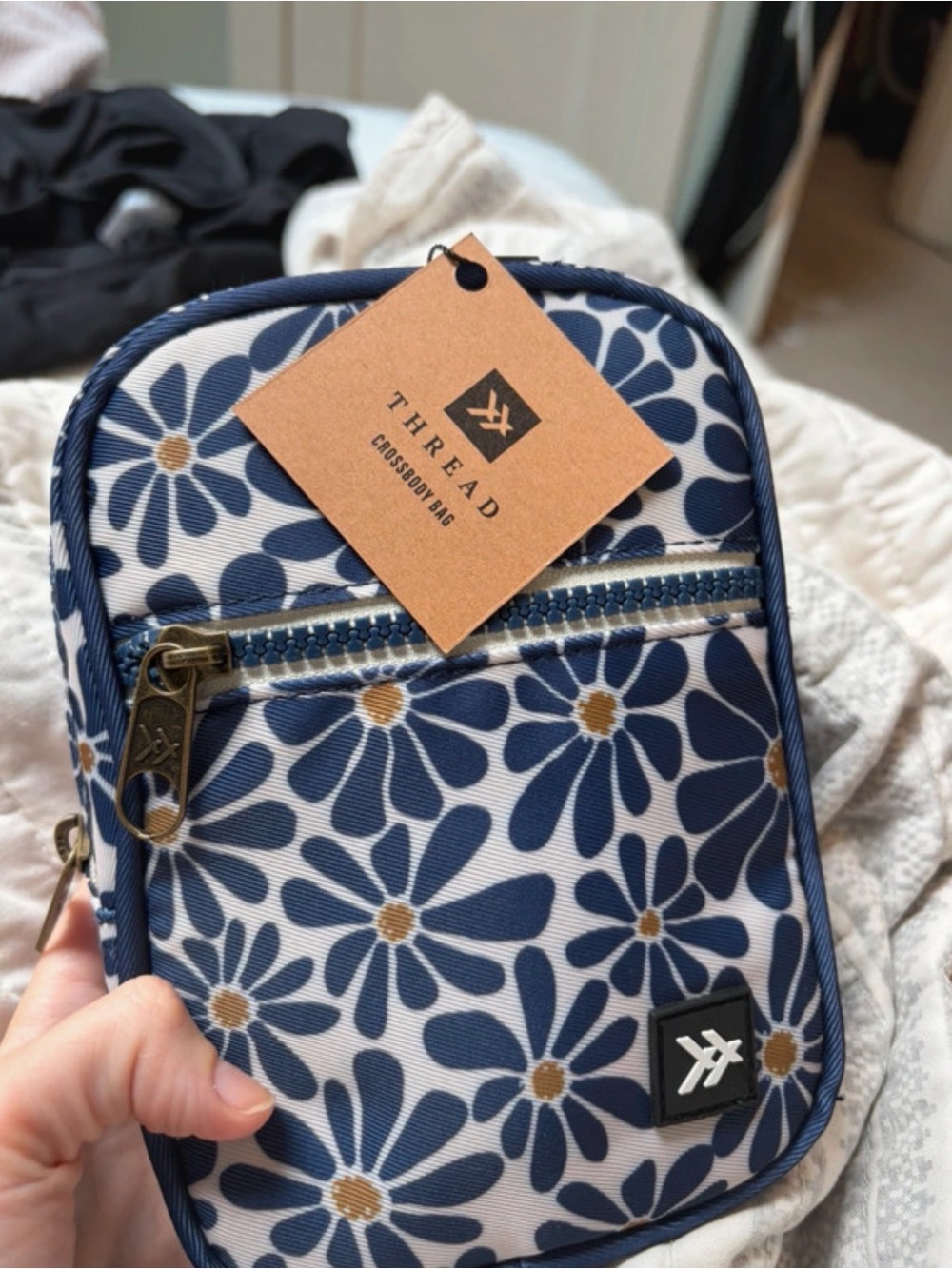 Thread Floral Crossbody Bag - Navy Daisy
